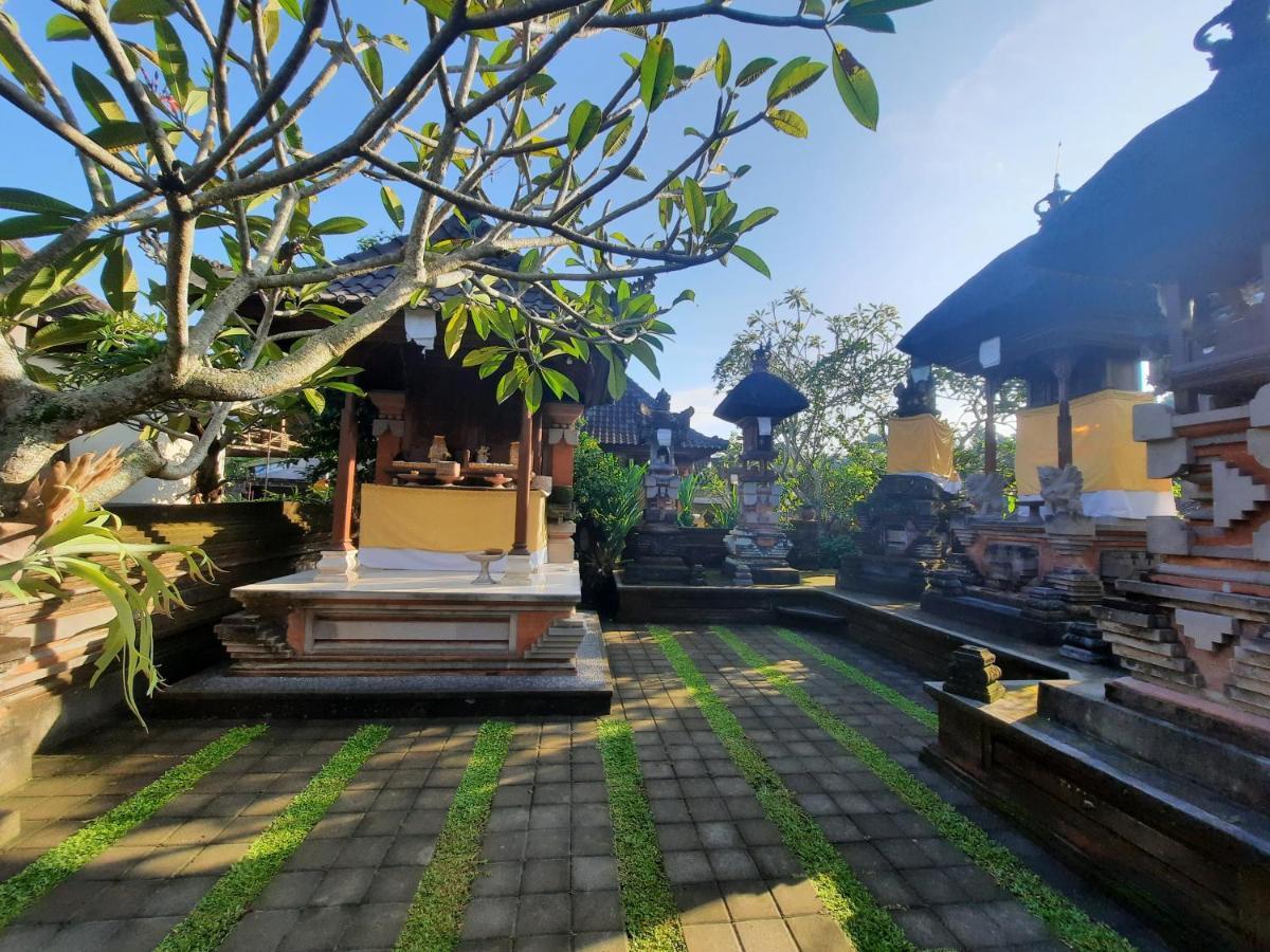 Sahadewa House Hotel Ubud  Exterior photo